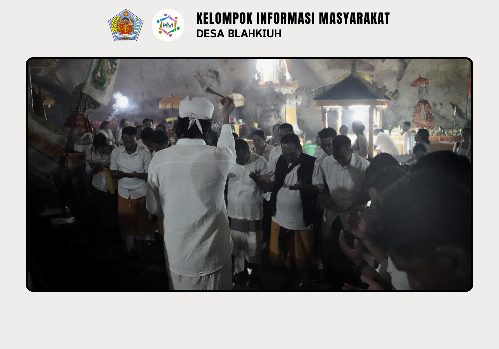 Kegiatan Sradha Bhakti Bagi Perangkat Desa, Staf Desa, TP-PKK Desa Blahkiuh, dan CS Desa Blahkiuh - Image 3