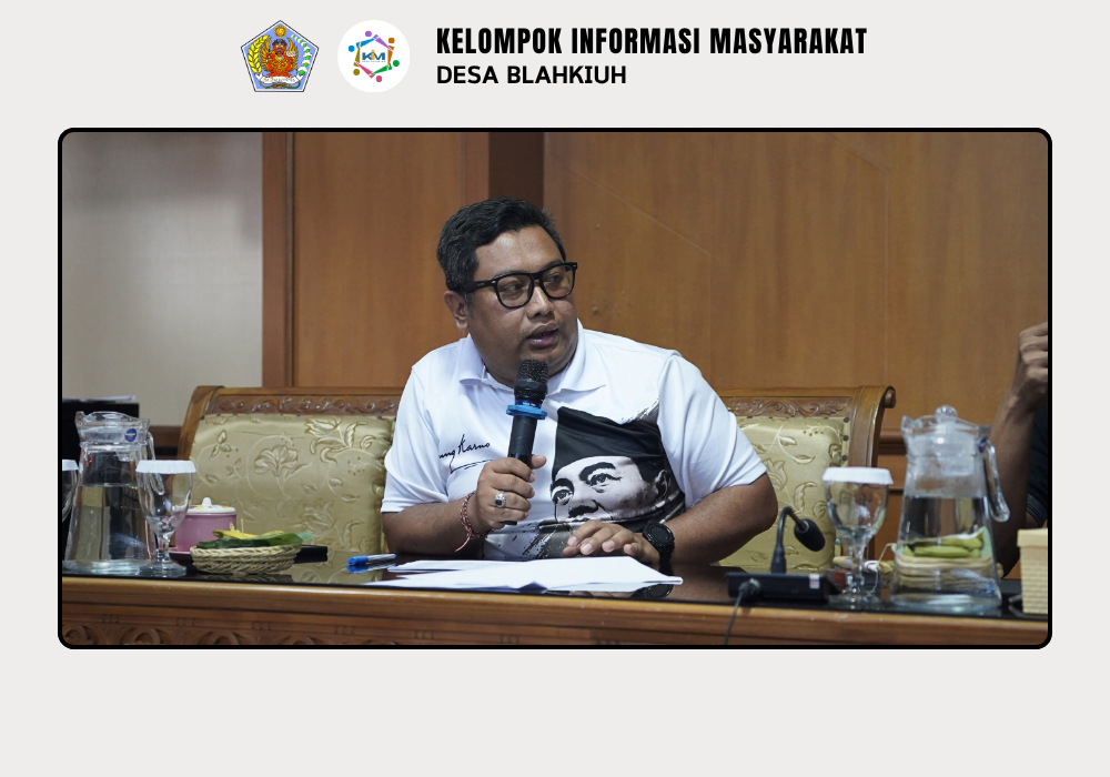 Rapat Pembentukan Panitia Piodalan dalam Rangka Nyangra Piodalan di Padmasana Kantor Perbekel Blahkiuh - Image 6