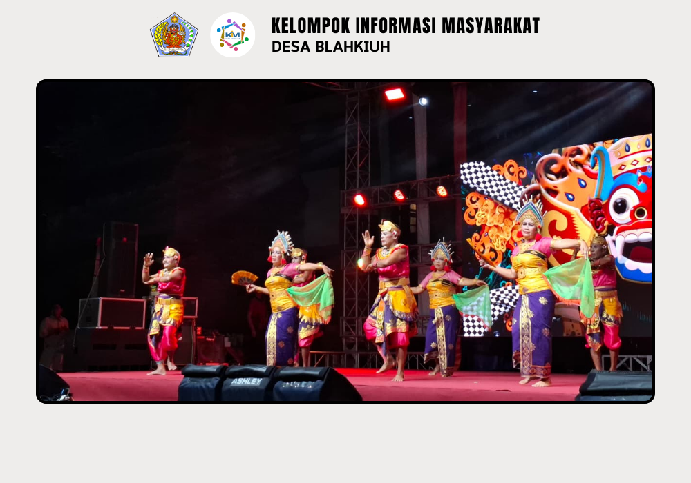 Lansia Desa Blahkiuh Meriahkan Parade Budaya dalam Peringatan Hari Ibu Tahun 2025 di Puspem Badung - Image 4