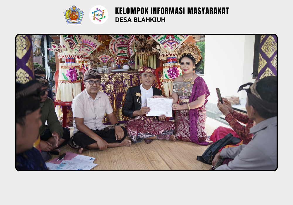 Serah Terima Akta Nikah di Banjar Tengah Desa Blahkiuh - Image 6