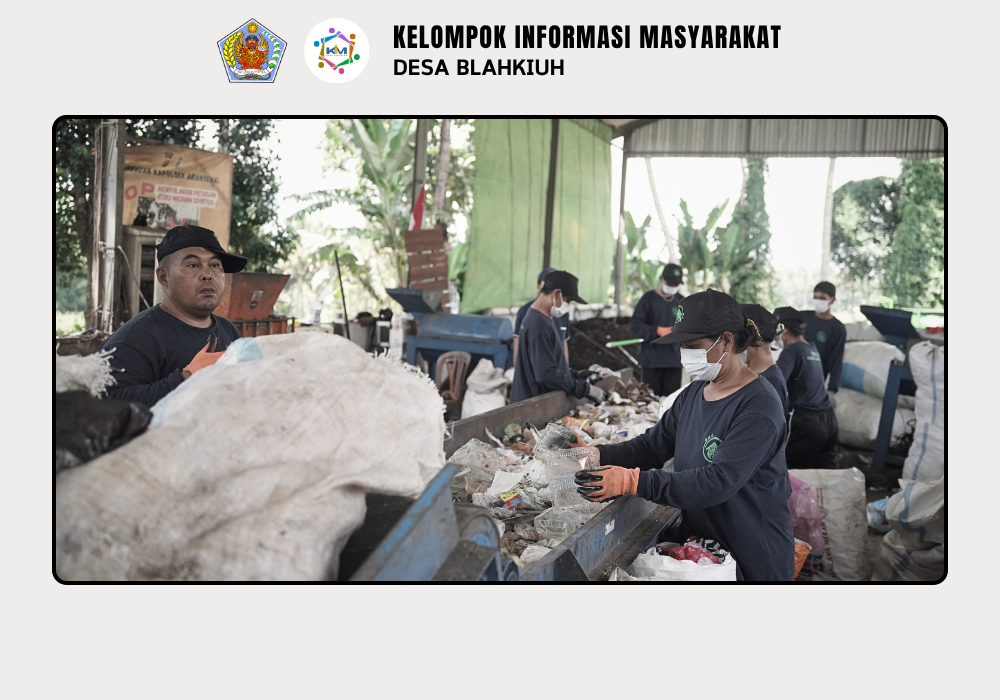 Dinas Pemajuan Masyarakat Adat Provinsi Bali Lakukan Monitoring dan Evaluasi Pengelolaan Sampah di Desa Blahkiuh - Image 3