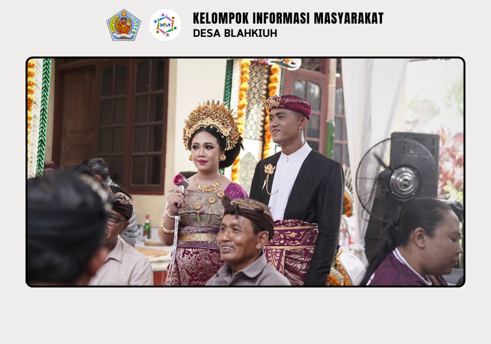 Serah Terima Akta Nikah di Banjar Tengah Desa Blahkiuh - Image 3