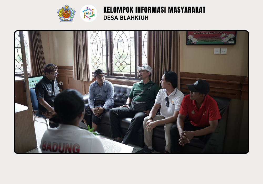 Kunjungan Disdikpora Badung Bahas Perbaikan Lapangan Kopral I Wayan Surem di Desa Blahkiuh - Image 2