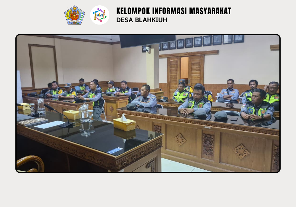 Linmas Desa Blahkiuh Melaksanakan Ronda di Wilayah Desa Blahkiuh - Image 3
