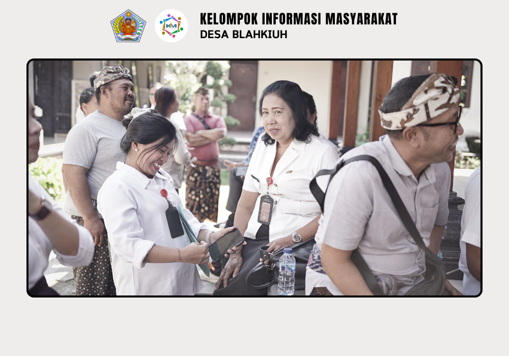 Penyerahan Kursi Roda dari Anggota DPRD Badung Ibu Putu Yunita Oktarini, S.E. di Banjar Benehkawan, Desa Blahkiuh - Image 6