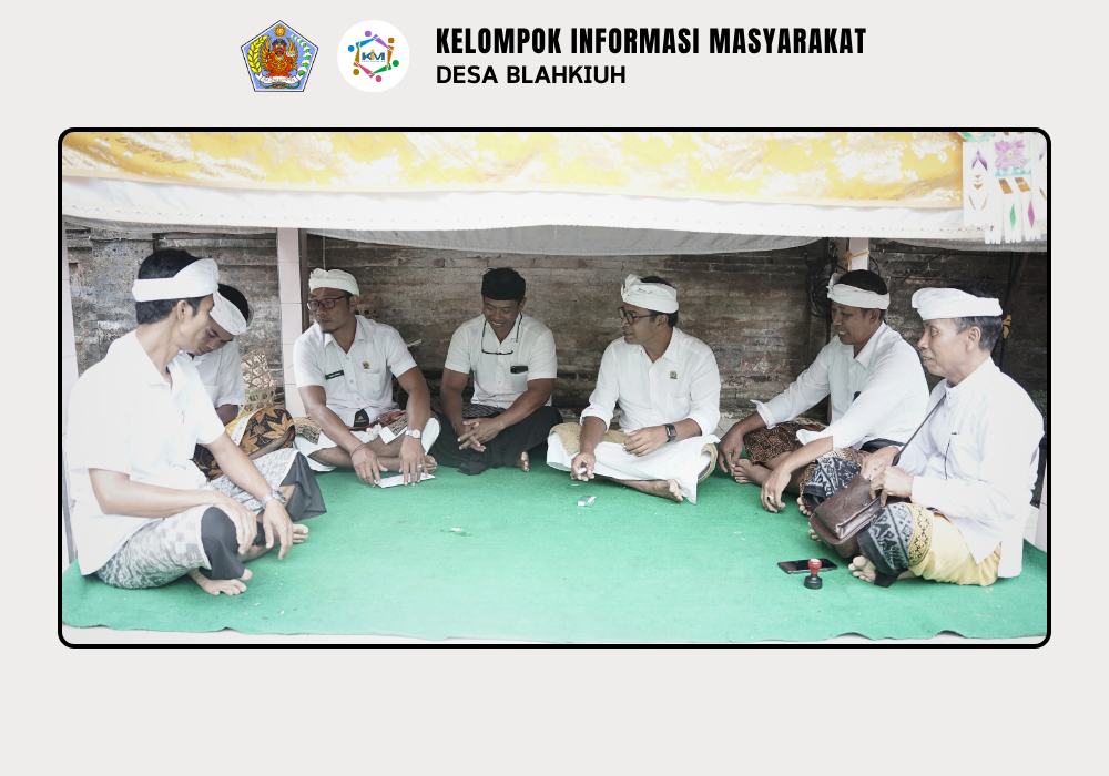 Kegiatan Serah Terima Upakara Piodalan di Pura Prajapati Pikah, Banjar Pikah, Desa Blahkiuh - Image 2