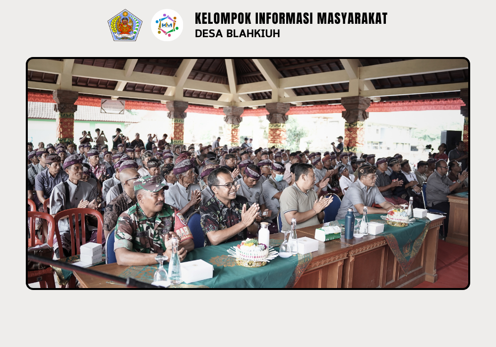 Bupati Badung Serahkan Bantuan berupa Polis Asuransi Usaha Tani Padi (AUTP) dan Alat Pertanian kepada Subak se-Kabupaten Badung - Image 8