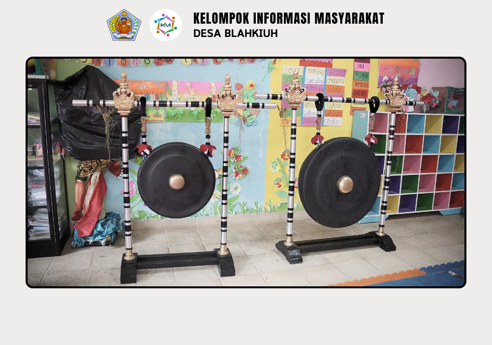 Serah Terima Seperangkat Gambelan Baleganjur kepada TK SINGASARI II Desa Blahkiuh - Image 4