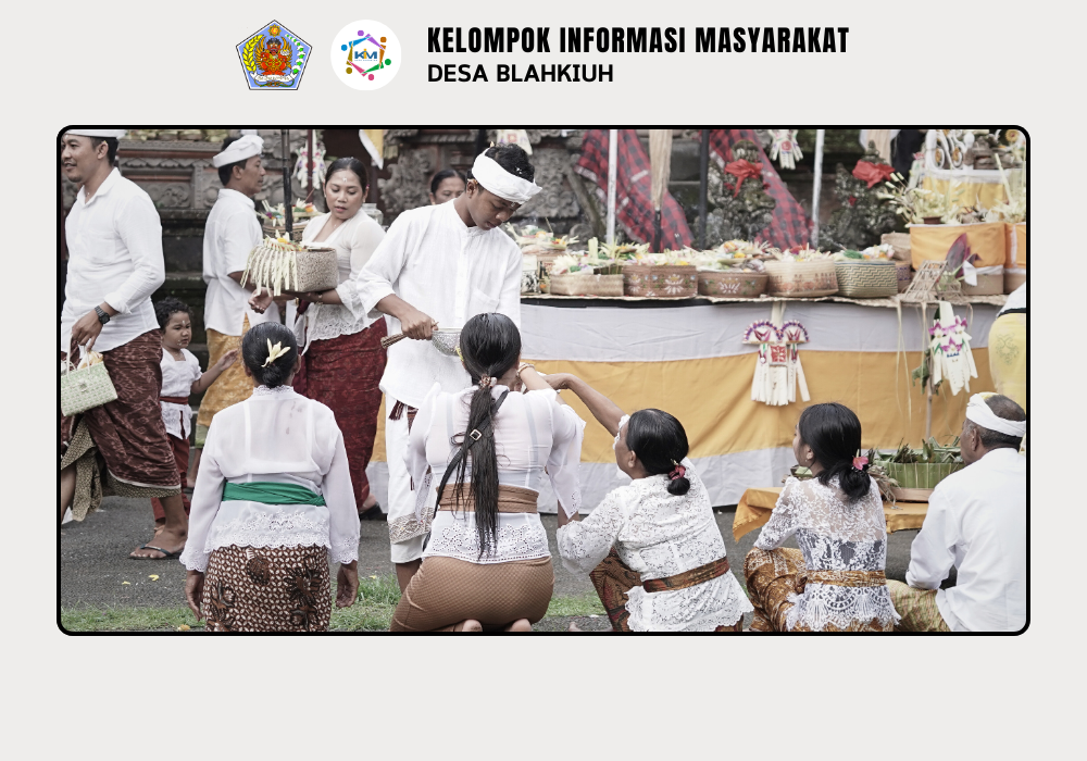 Serah Terima Upakara Piodalan di Pura Pasek Gel-gel, Banjar Ulapan I, Desa Blahkiuh - Image 6