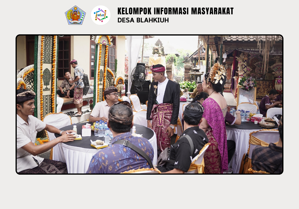 Serah Terima Akta Nikah di Banjar Tengah Desa Blahkiuh - Image 2