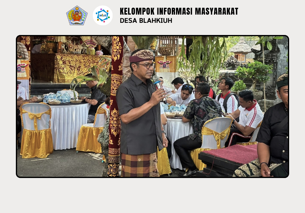 Serah Terima Akta Nikah di Banjar Tengah Desa Blahkiuh - Image 4