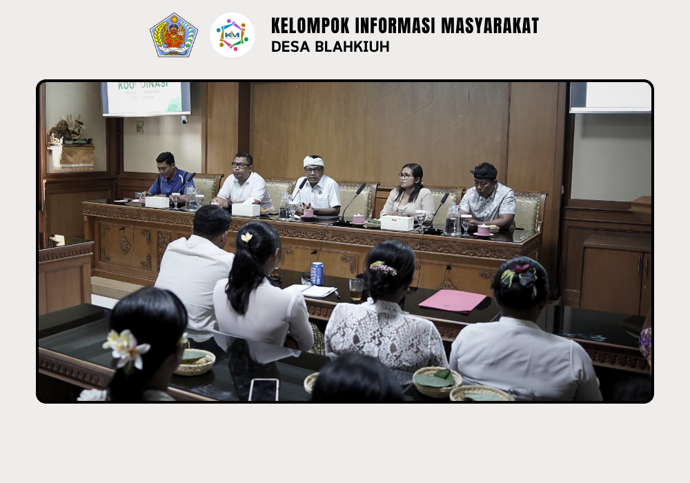 Rapat Koordinasi Persiapan Pengangkutan Sampah Gratis TPS 3R Kubon Ampas Sari Desa Blahkiuh - Image 4
