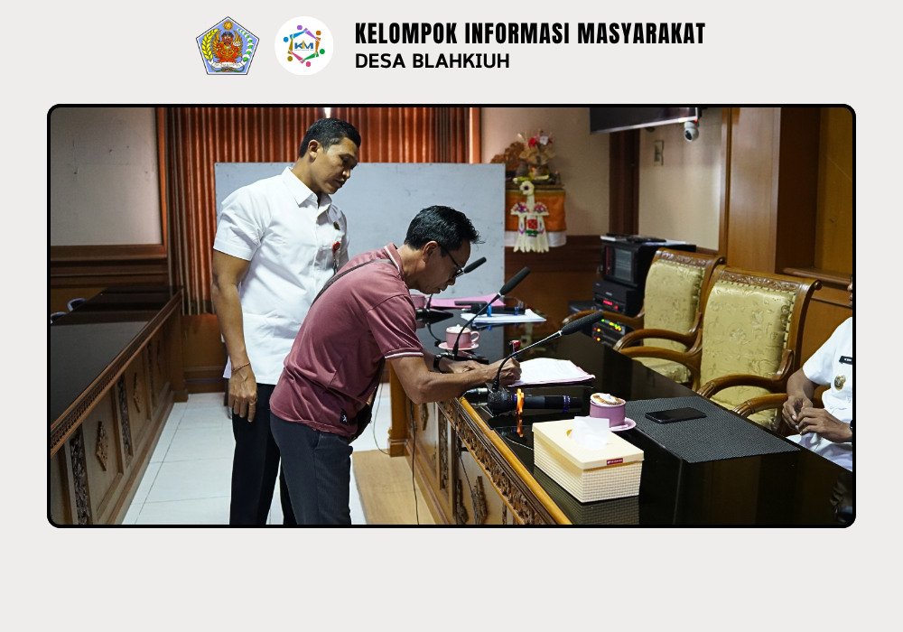 Serah Terima Pekerjaan Pembangunan Bale Gong Jaba Sisi Pura Khayangan Tiga Pikah - Image 9