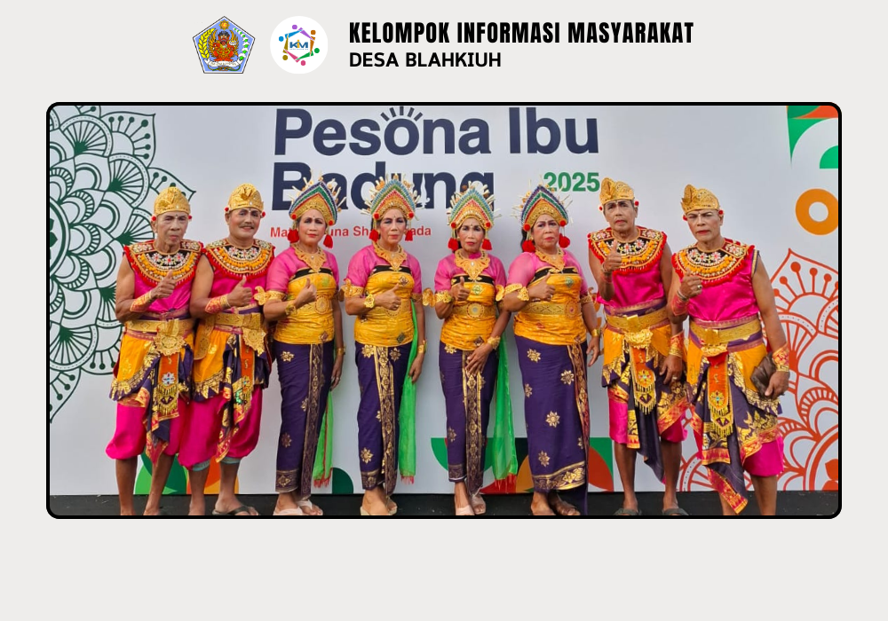 Lansia Desa Blahkiuh Meriahkan Parade Budaya dalam Peringatan Hari Ibu Tahun 2025 di Puspem Badung