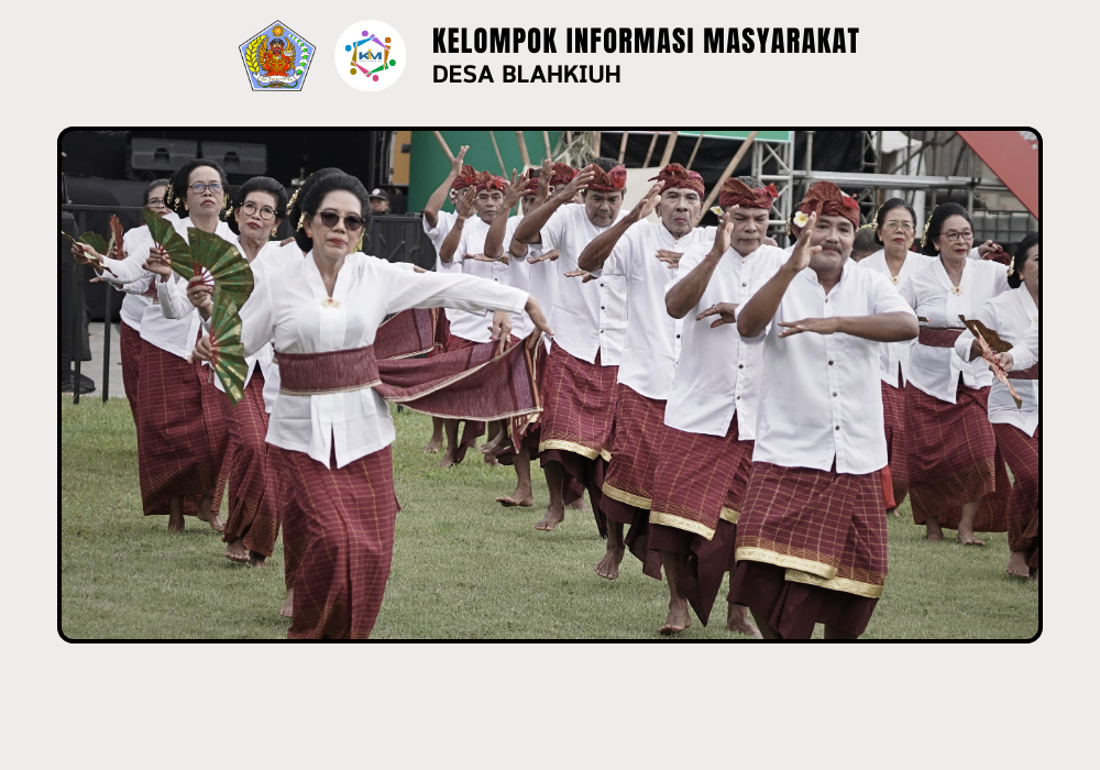 Lansia Desa Blahkiuh turut Memeriahkan HUT Mangupura 2025 dalam Pementasan Tari Janger - Image 2