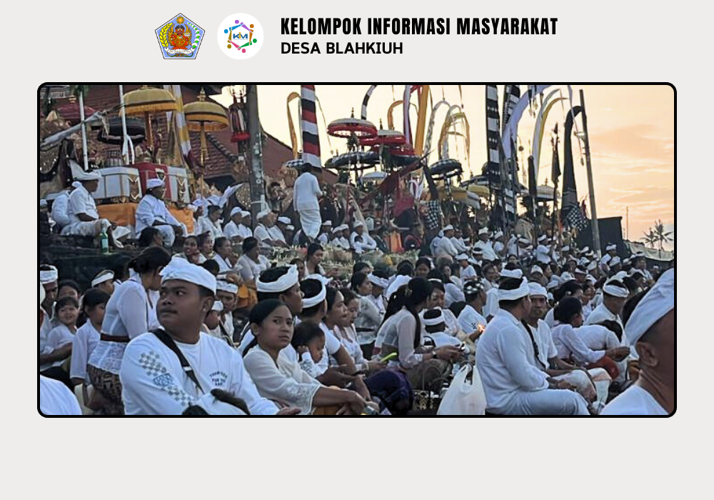 Upacara Melasti Desa Adat Blahkiuh ke Pantai Batu Bolong Menjelang Hari Raya Nyepi - Image 6
