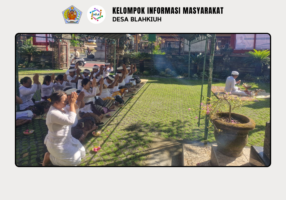 Sembahyang Bersama Tumpek Wariga di Kantor Perbekel Blahkiuh Berlangsung Penuh Kebersamaan - Image 5