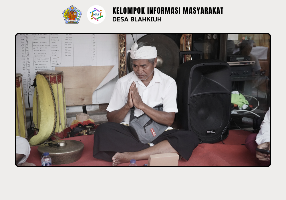 Kegiatan Serah Terima Upakara Piodalan di Pura Dalem Majapahit, Banjar Benehkawan, Desa Blahkiuh - Image 6