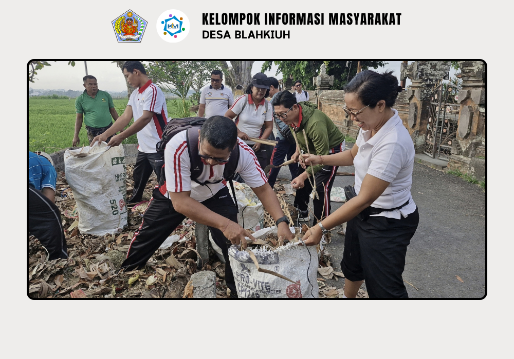 Kerja Bakti Kebersihan Lingkungan di Area Pura Dalem Gede Desa Adat Blahkiuh - Image 7