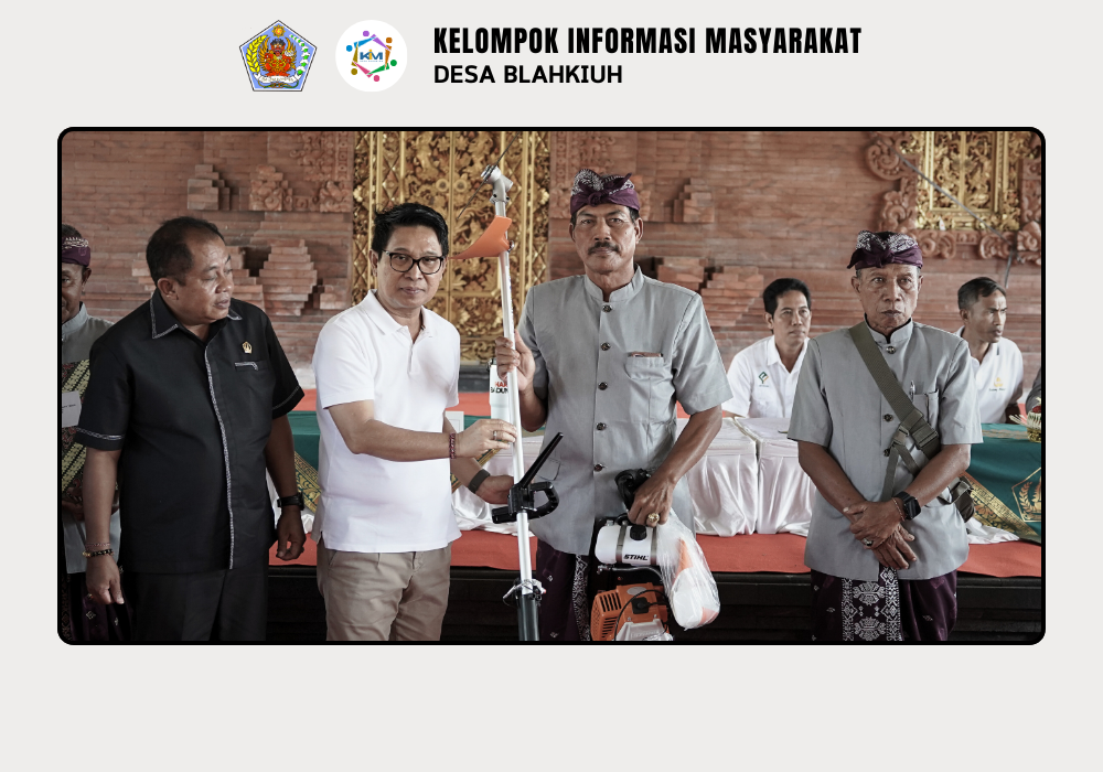 Bupati Badung Serahkan Bantuan berupa Polis Asuransi Usaha Tani Padi (AUTP) dan Alat Pertanian kepada Subak se-Kabupaten Badung - Image 10