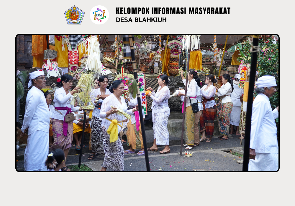 Nyaksiang Piodalan Mejabe Jero di Pura Dalem Swargan Banjar Kembangsari, Desa Blahkiuh - Image 10