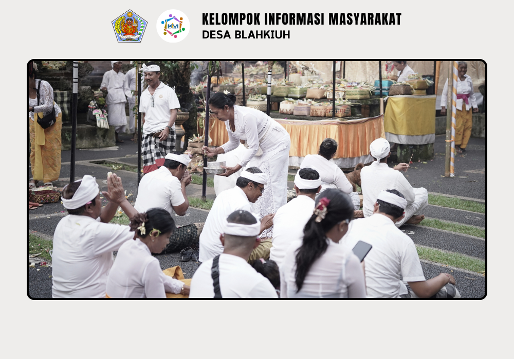 Serah Terima Upakara Piodalan di Pura Dalem Swargan Desa Blahkiuh - Image 8