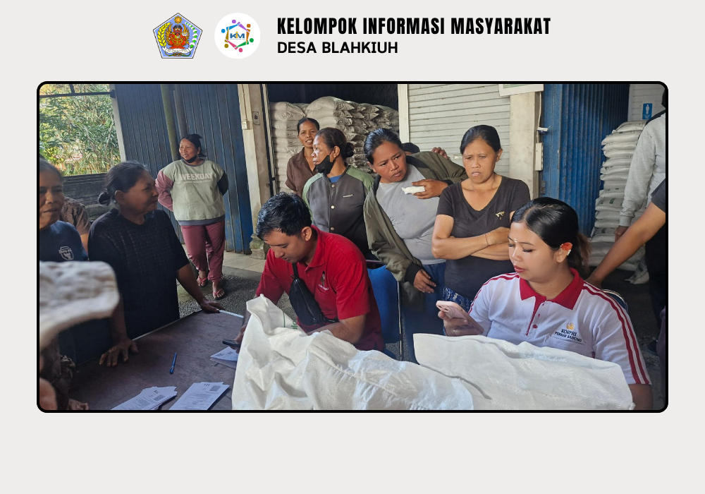 Penyaluran Bantuan Pangan Beras dari Kementerian Koordinator Bidang Pangan Republik Indonesia kepada Masyarakat Desa Blahkiuh - Image 6
