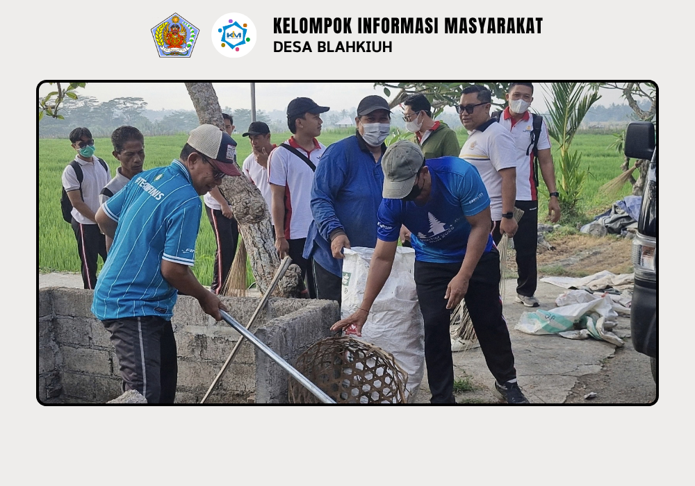 Kerja Bakti Kebersihan Lingkungan di Area Pura Dalem Gede Desa Adat Blahkiuh - Image 8