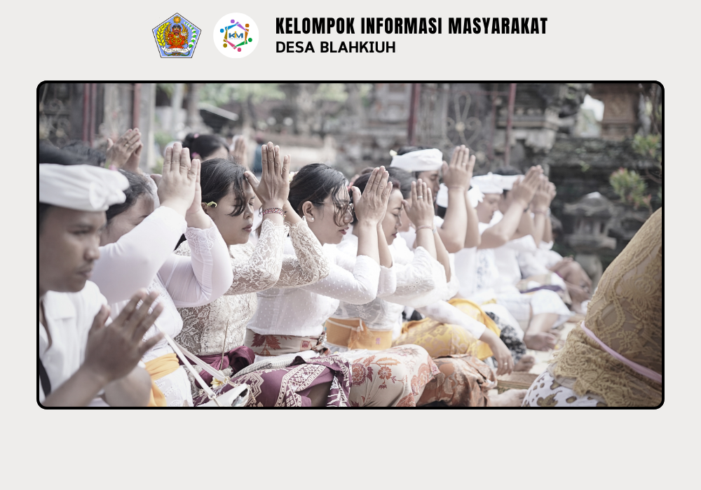 Persembahyangan Bersama dalam Rangka Rahina Saraswati di Kantor Perbekel Blahkiuh - Image 7
