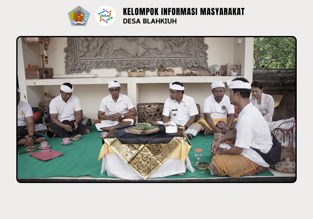 Serah Terima Upakara Piodalan di Pura Sari, Banjar Ulapan I, Desa Blahkiuh - Image 4