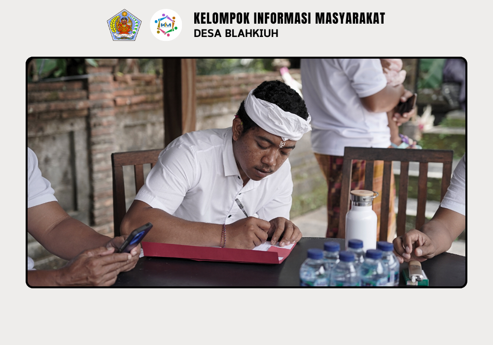 Kegiatan Serah Terima Upakara Piodalan di Pura Kroya Br. Benehkawan Desa Blahkiuh - Image 6