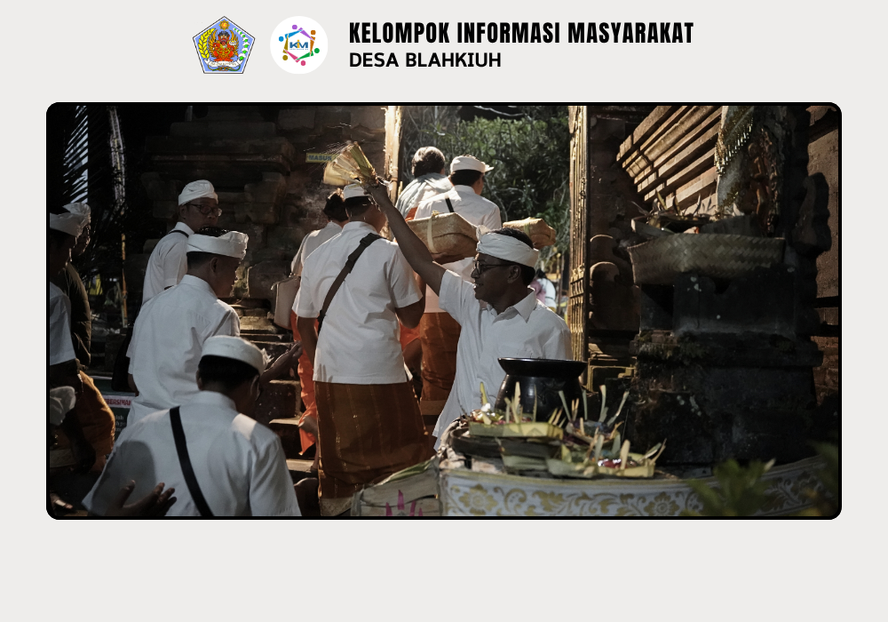 Pemerintah Desa Blahkiuh Laksanakan Bhakti Penganyaran ke Pura Mandhara Giri Semeru Agung, Lumajang - Image 3
