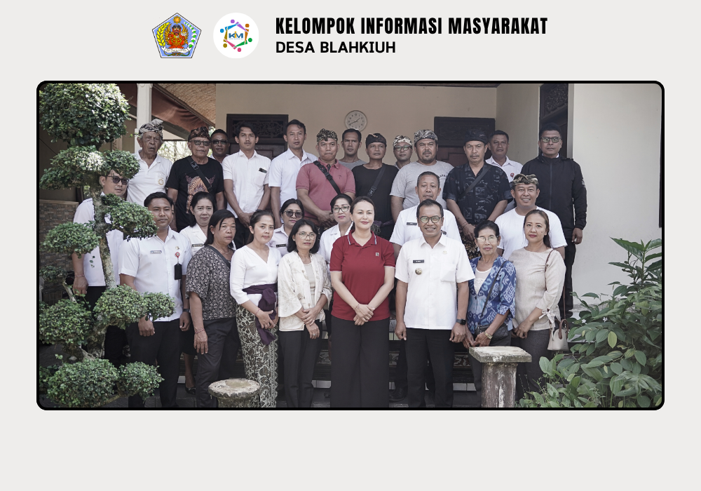 Penyerahan Kursi Roda dari Anggota DPRD Badung Ibu Putu Yunita Oktarini, S.E. di Banjar Benehkawan, Desa Blahkiuh - Image 7
