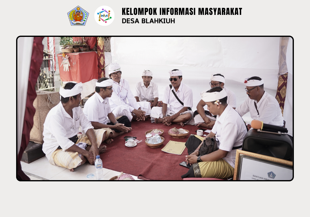 Serah Terima Upakara Piodalan di Pura Pande Antap Sari Desa Blahkiuh - Image 4