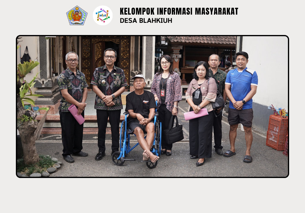 Penyerahan Bantuan Kursi Roda, Alat Bantu Dengar, dan Sembako dari Dinas Sosial Kabupaten Badung untuk Warga Desa Blahkiuh yang Membutuhkan - Image 11