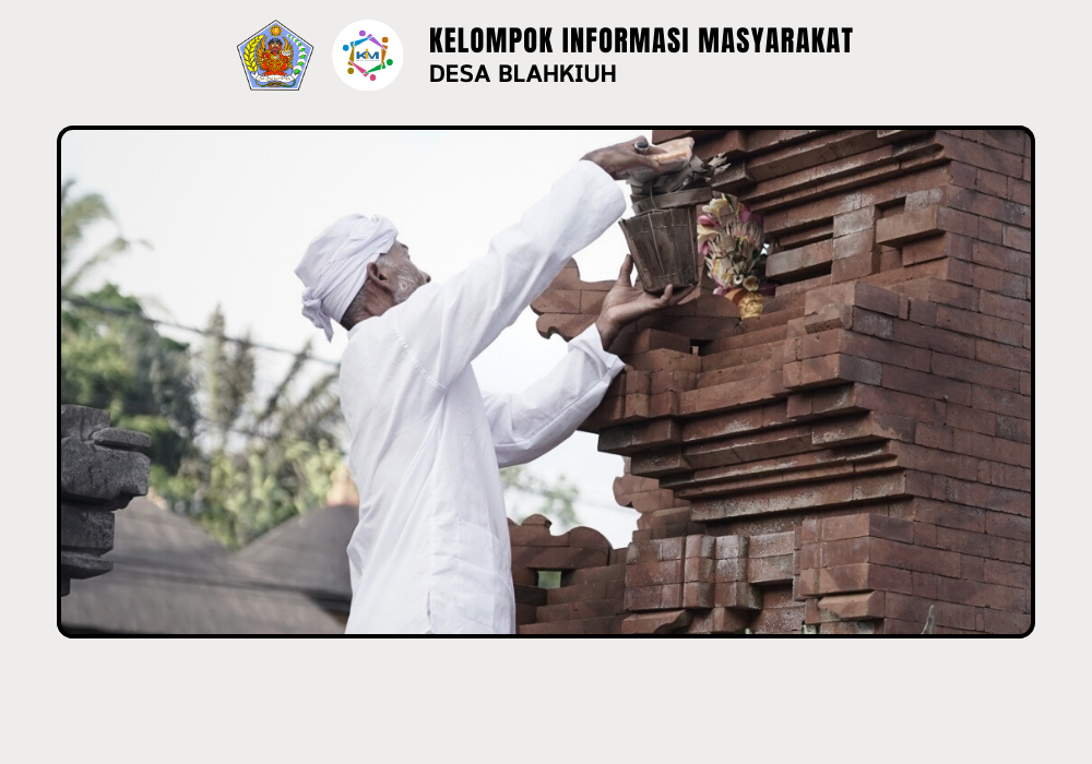 Serah Terima Upakara Piodalan di Pura Dalem Sakenan Desa Blahkiuh - Image 5