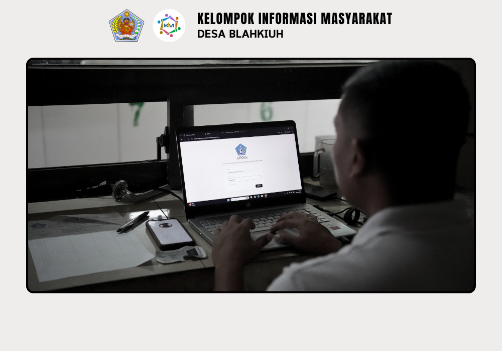 Petugas DPMPTSP Kabupaten Badung Bantu Pedagang Urus Izin Berusaha di Pasar Adat Desa Blahkiuh - Image 3