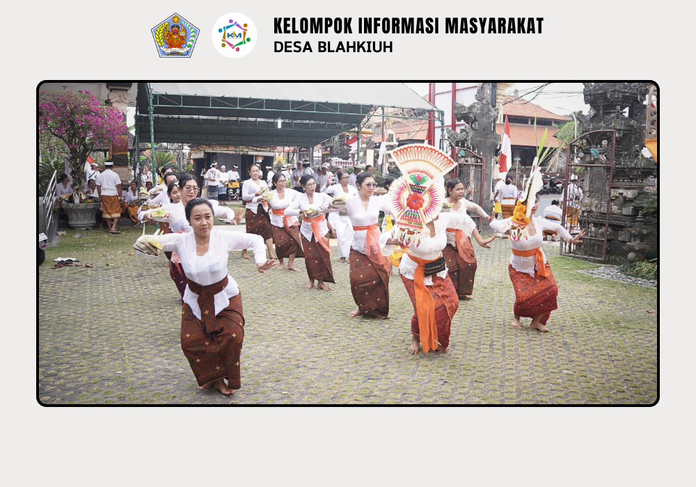Tigang Rahina Piodalan Padmasana Kantor Perbekel Blahkiuh - Image 7