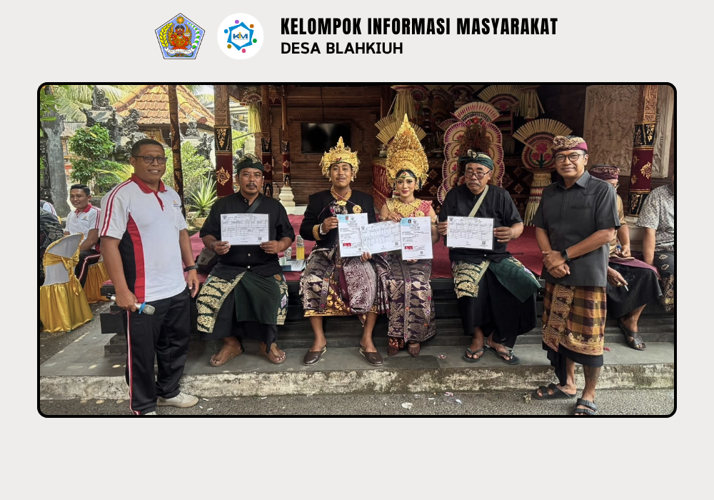 Serah Terima Akta Nikah di Banjar Tengah Desa Blahkiuh - Image 5