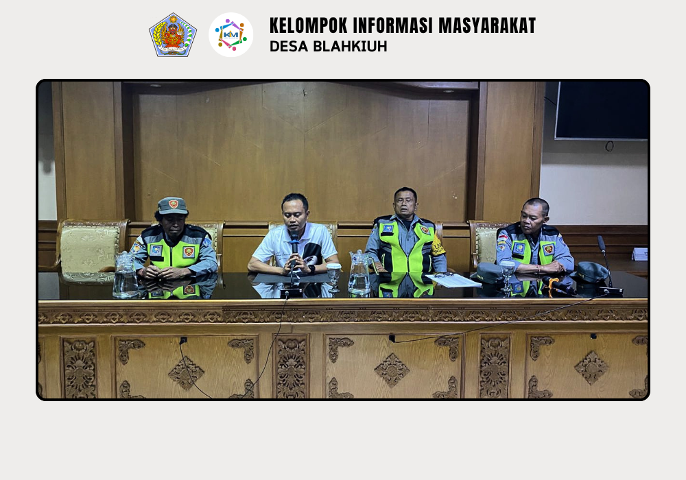 Linmas Desa Blahkiuh Melaksanakan Ronda di Wilayah Desa Blahkiuh - Image 2