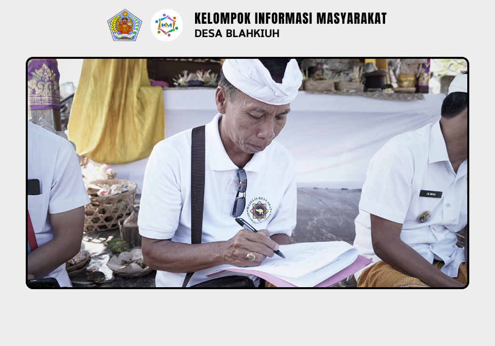 Serah Terima Upakara Piodalan di Pura Pucak Sari Gegelang, Br. Dlodpasar, Desa Blahkiuh - Image 7