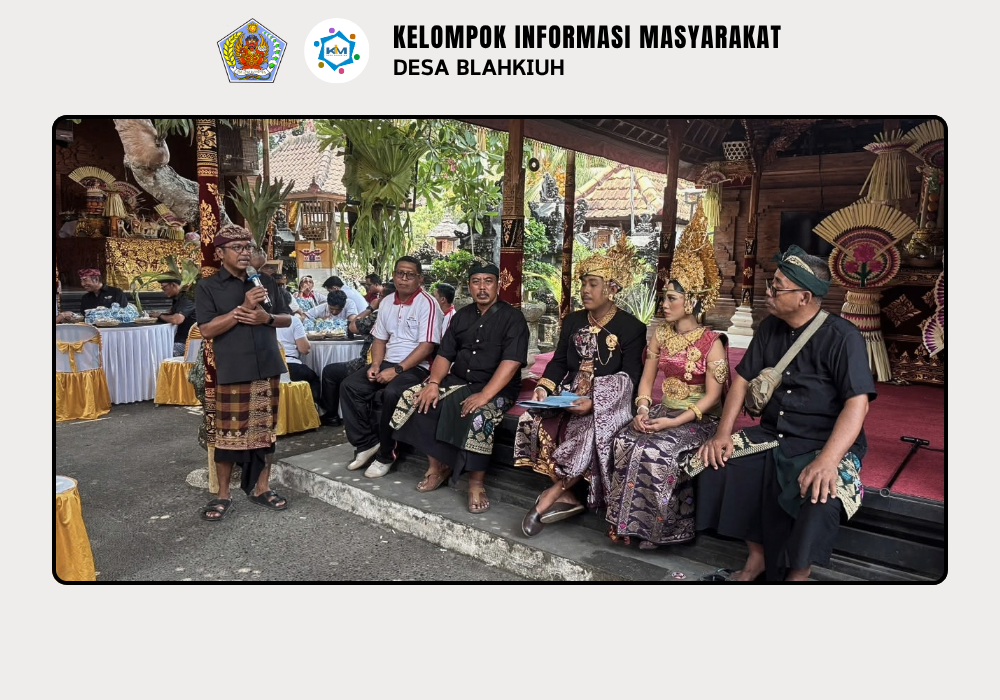Serah Terima Akta Nikah di Banjar Tengah Desa Blahkiuh - Image 3