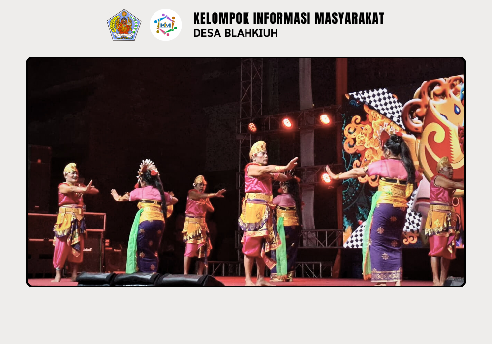 Lansia Desa Blahkiuh Meriahkan Parade Budaya dalam Peringatan Hari Ibu Tahun 2025 di Puspem Badung - Image 2